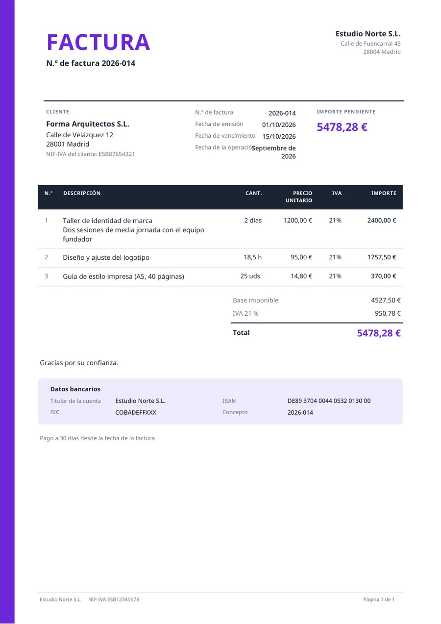 Plantilla de factura con el diseño Audaz: conceptos, IVA y datos bancarios